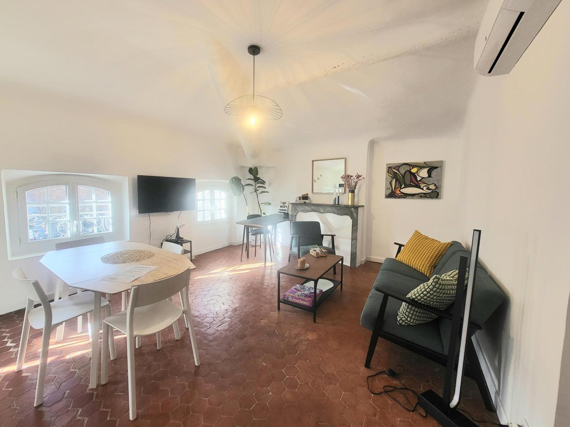 Logement Au Coeur De Marseille, Le Stassi Luaran gambar